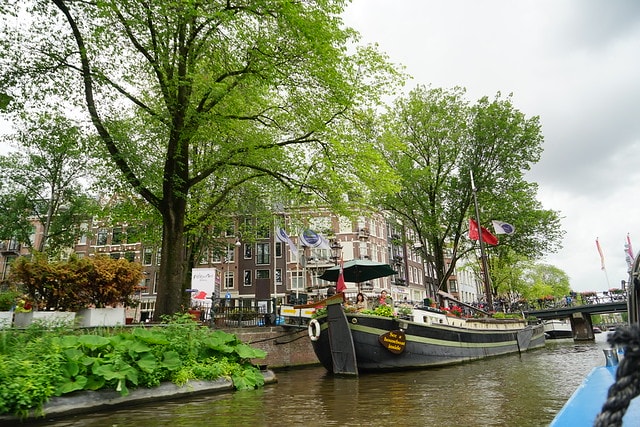 20251102-2eu8k 20251102-2eu8k