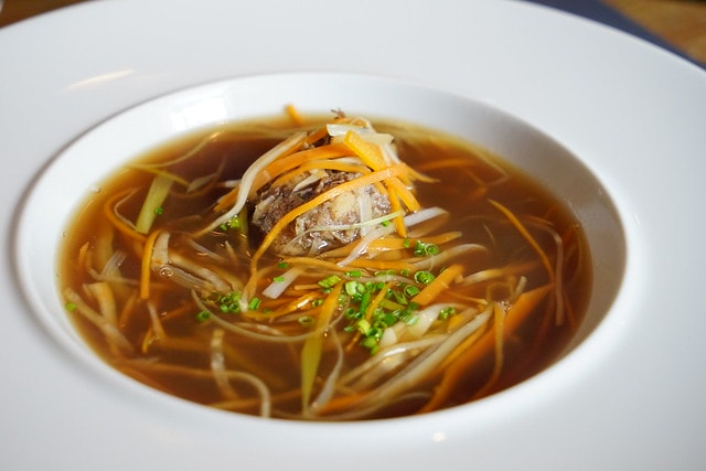 20251102-61m2v 20251102-61m2v