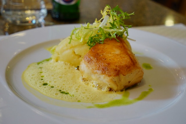 20251102-6qpmj 20251102-6qpmj