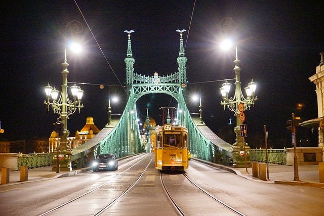 20251102-7wlm3 20251102-7wlm3