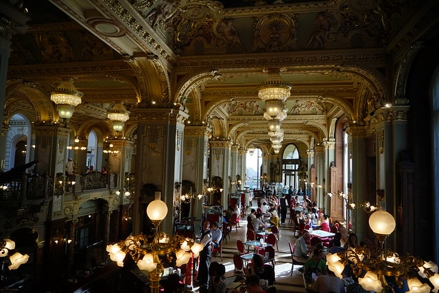 20251102-85ekv 20251102-85ekv