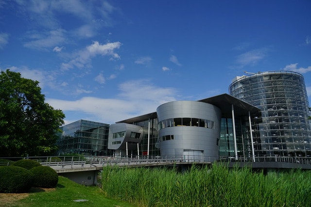 20251102-elz1d 20251102-elz1d