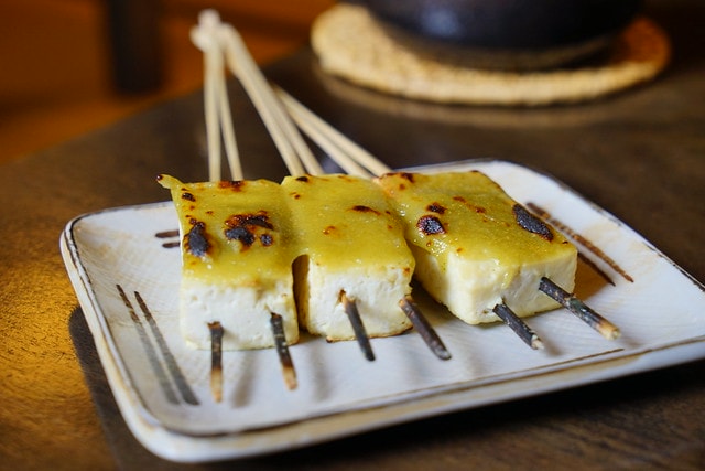 20251102-8a2vv 20251102-8a2vv