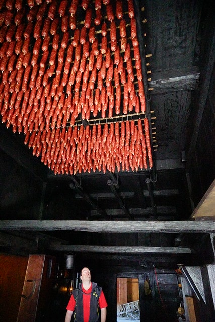 20251102-9xpbp 20251102-9xpbp