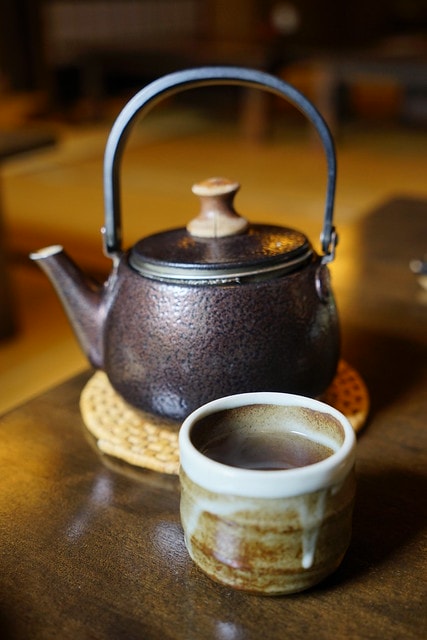 20251102-hynni 20251102-hynni