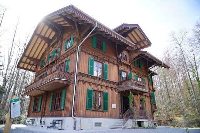 20251102-lbopq 20251102-lbopq