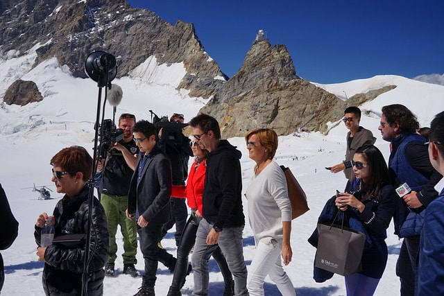 20251102-sp4nq 20251102-sp4nq