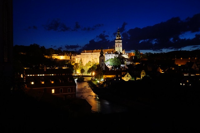 20251102-ezuvz 20251102-ezuvz