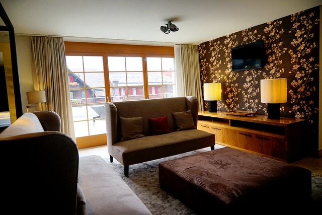 20251102-0pufh 20251102-0pufh