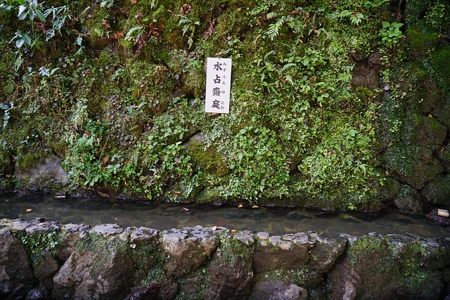 20251102-ma9kf 20251102-ma9kf