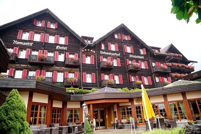 20251102-v1xmn 20251102-v1xmn