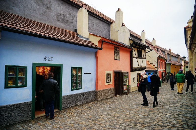 20251102-3t8cb 20251102-3t8cb