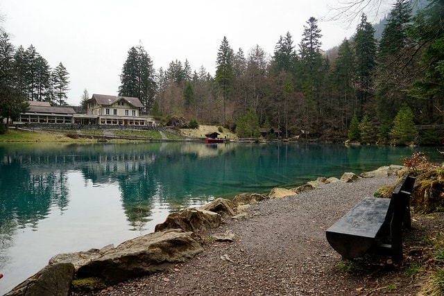 20251102-0a6qn 20251102-0a6qn