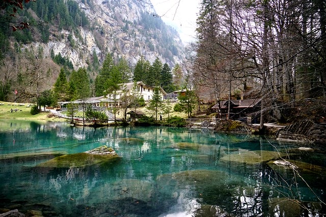 20251102-2rh52 20251102-2rh52