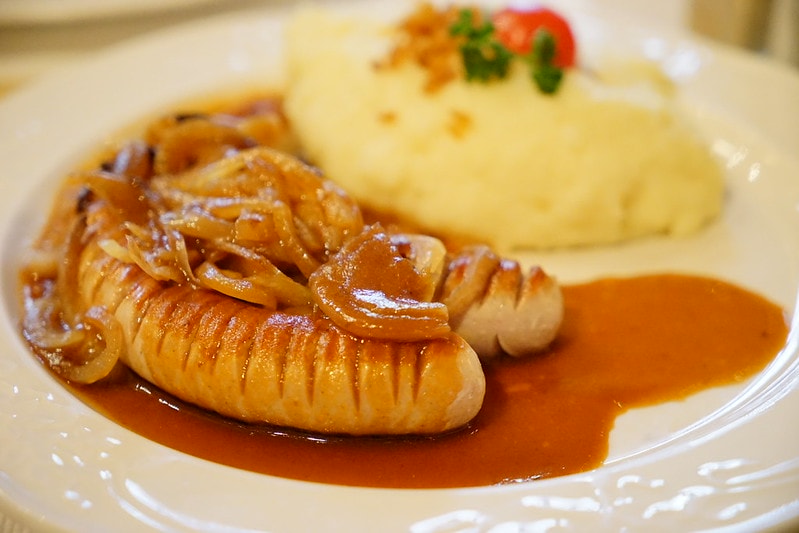 20251102-6ygmp 20251102-6ygmp