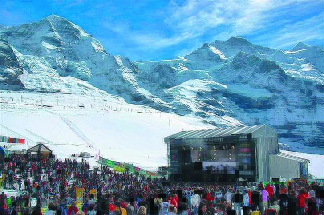 20251102-bqj5o 20251102-bqj5o