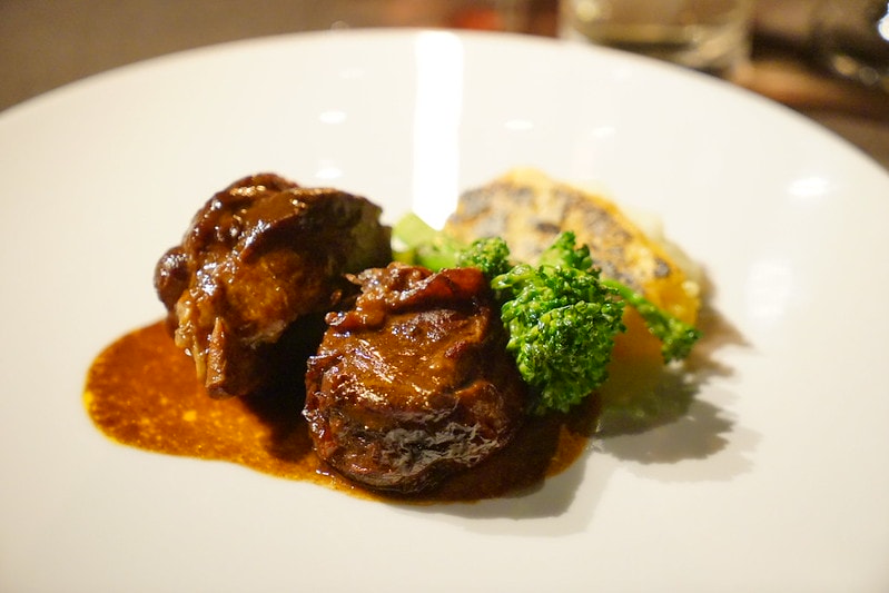 20251102-n40vy 20251102-n40vy