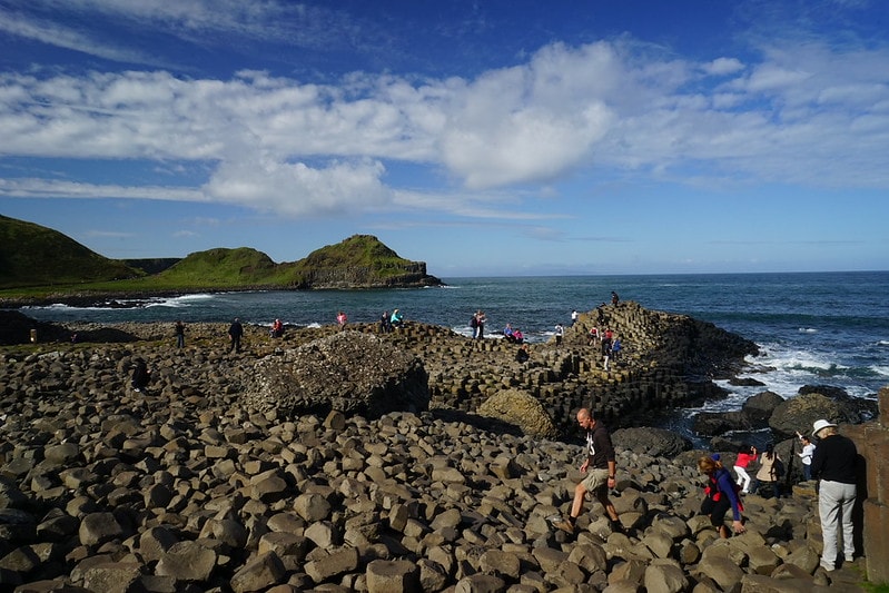 20251102-n7nzp 20251102-n7nzp