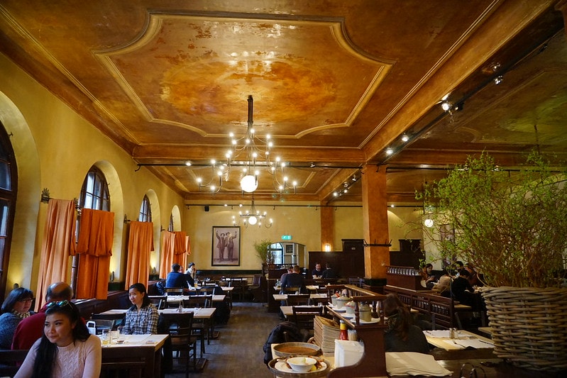 20251102-rrhl6 20251102-rrhl6