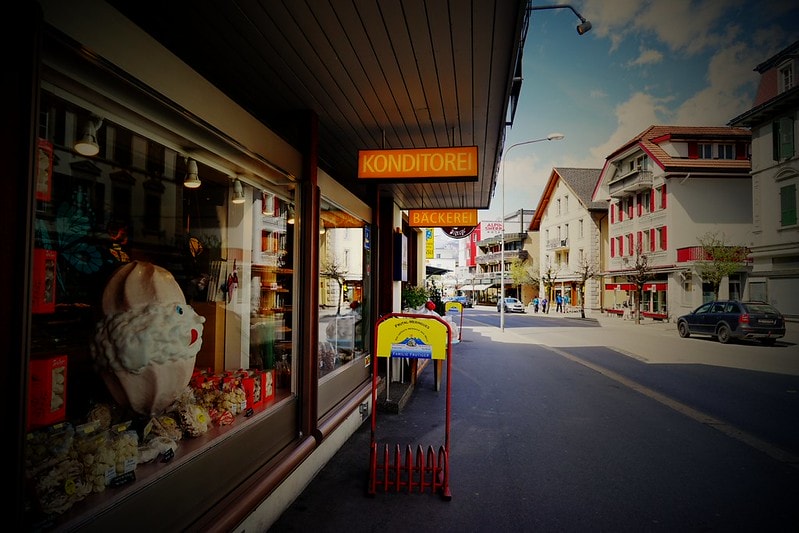 20251102-3yvg6 20251102-3yvg6