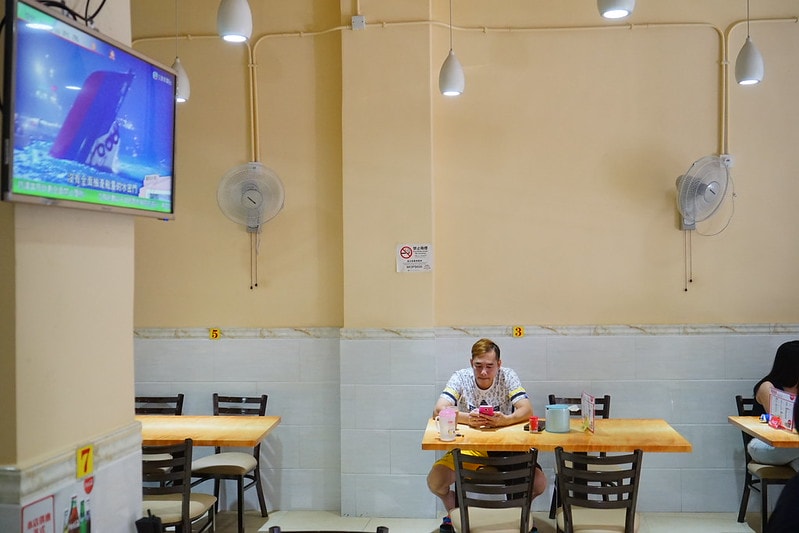 20251102-560k0 20251102-560k0