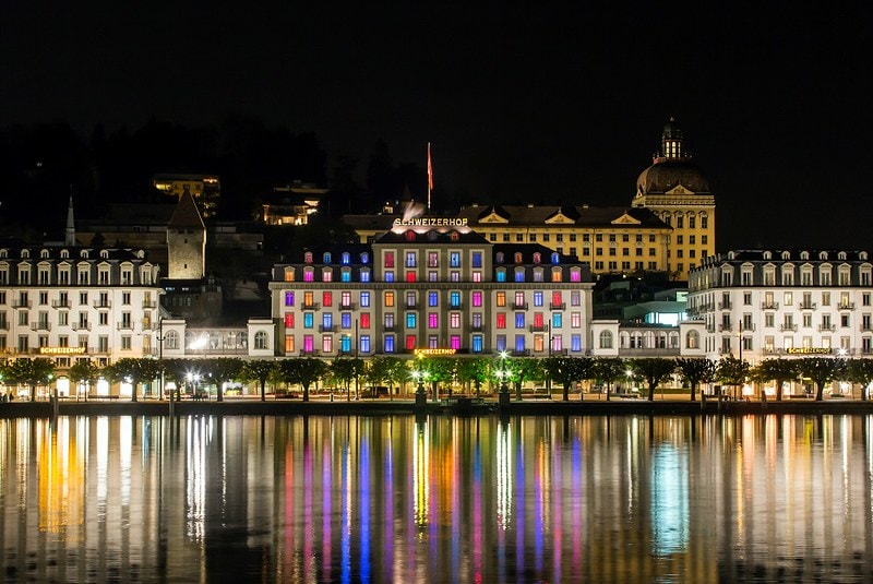 20251102-d8is3 20251102-d8is3