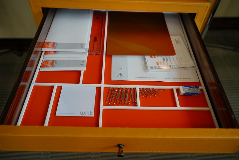 20251102-g00w6 20251102-g00w6