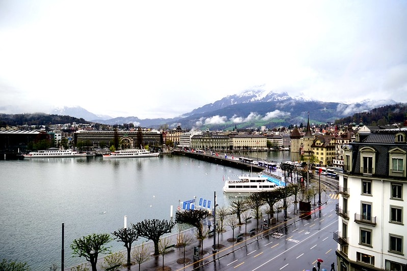 20251102-hv0az 20251102-hv0az