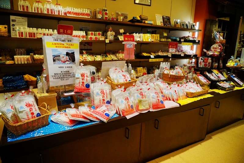 20251102-kt2l7 20251102-kt2l7