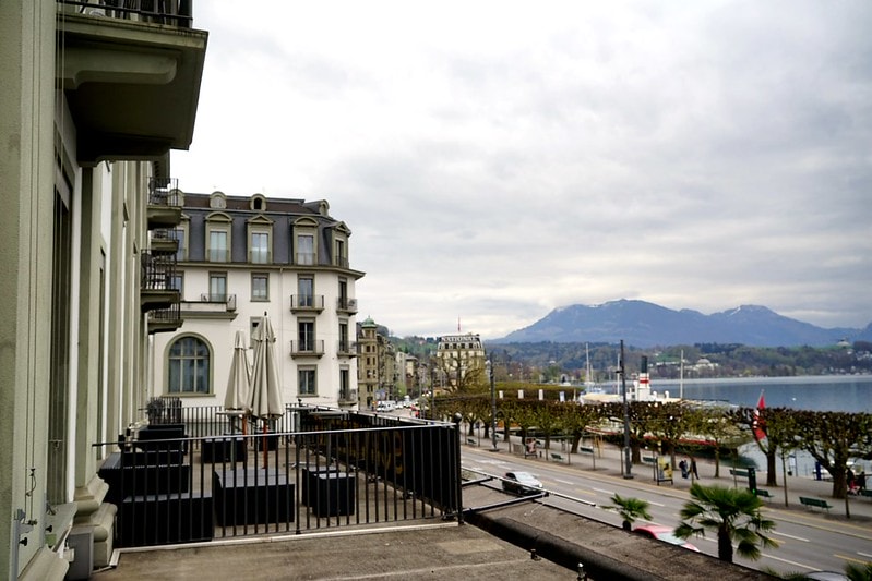 20251102-lz3qp 20251102-lz3qp