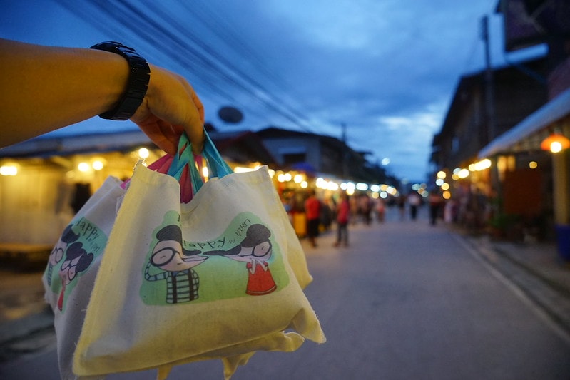 20251102-01hk8 20251102-01hk8