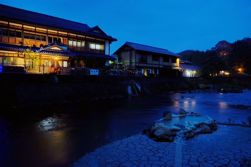 20251102-03fh3 20251102-03fh3