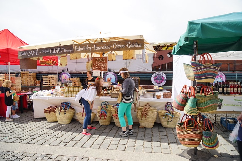 20251102-17f5y 20251102-17f5y