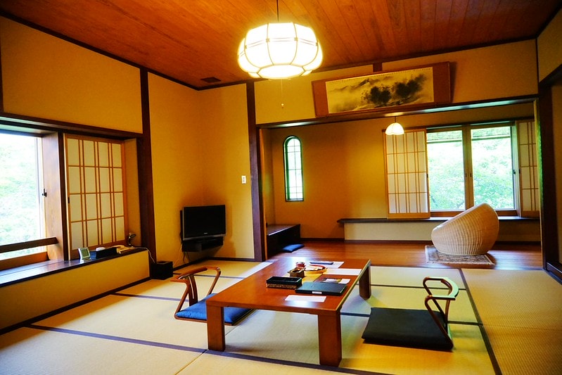 20251102-26f8m 20251102-26f8m