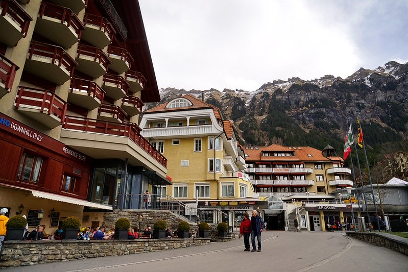 20251102-aej0n 20251102-aej0n