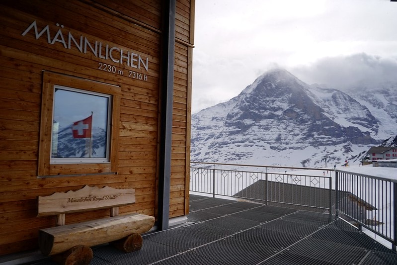 20251102-iwy1b 20251102-iwy1b