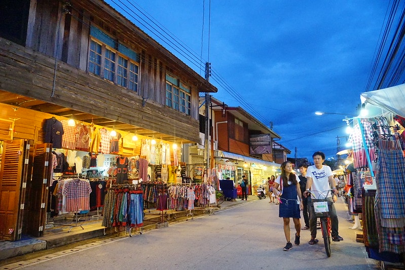 20251102-lap6z 20251102-lap6z