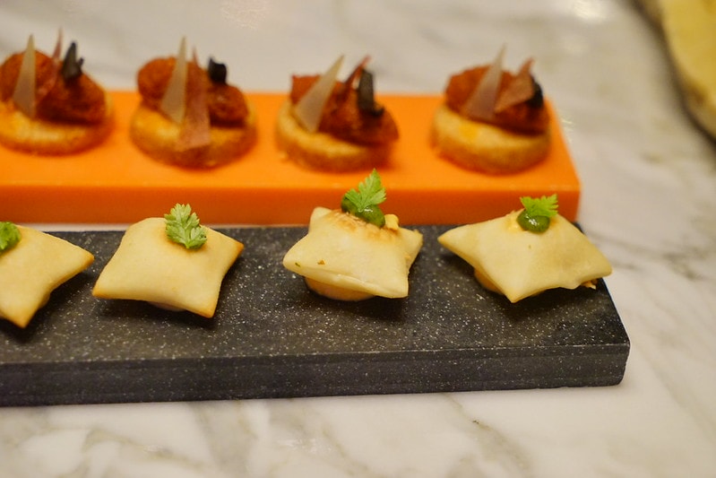 20251102-sya7m 20251102-sya7m