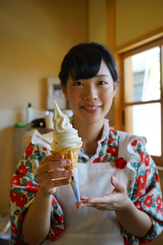 20251102-4cb7x 20251102-4cb7x