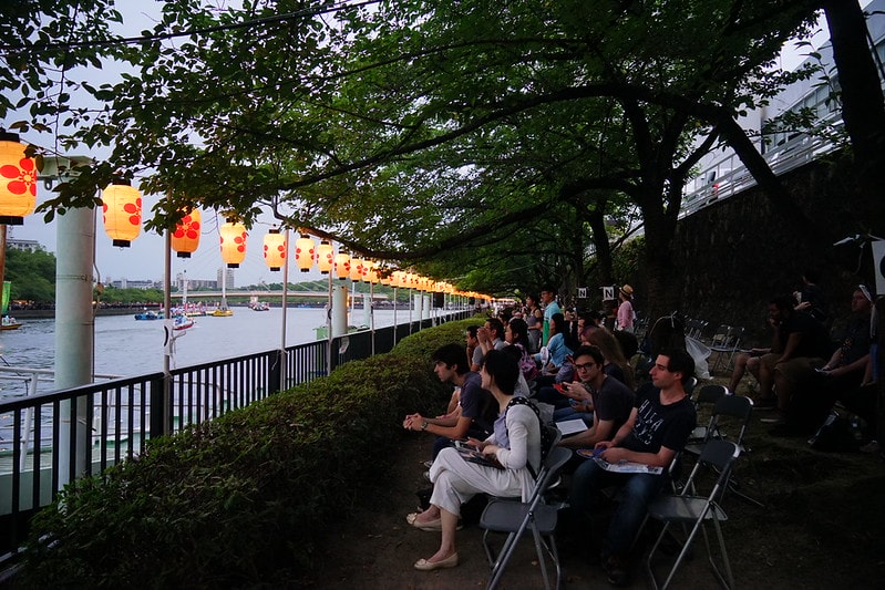 20251102-yp1wu 20251102-yp1wu