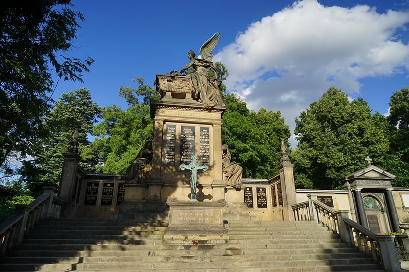 20251102-10khn 20251102-10khn