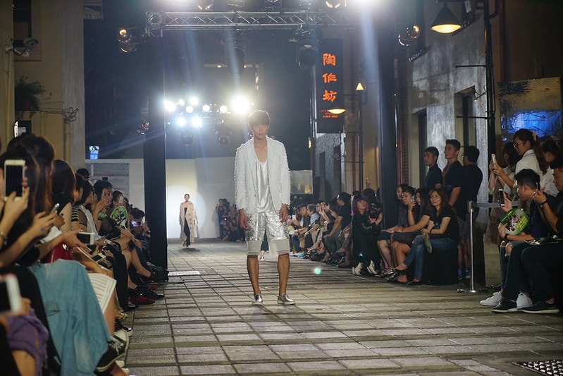 20251102-9jp83 20251102-9jp83