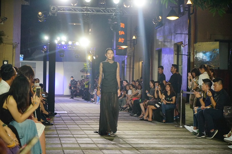 20251102-fb6ch 20251102-fb6ch