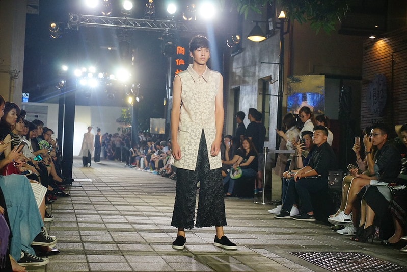 20251102-n6jmu 20251102-n6jmu