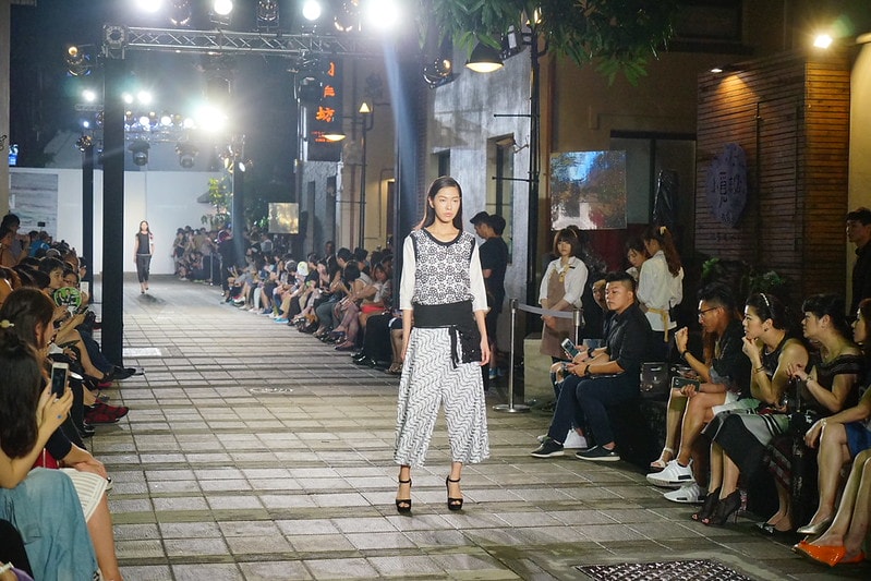 20251102-vzya1 20251102-vzya1