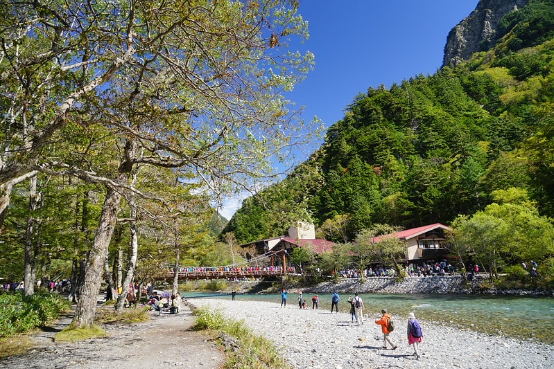 20251102-58zac 20251102-58zac