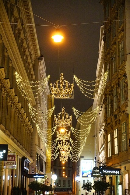 20251102-z831k 20251102-z831k