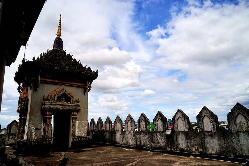 20251102-kfy6r 20251102-kfy6r