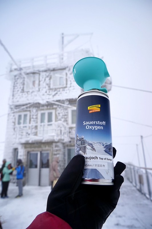 20251102-y52zn 20251102-y52zn