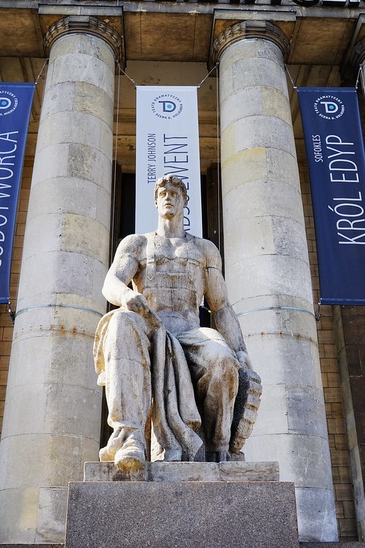 20251102-y7jzy 20251102-y7jzy